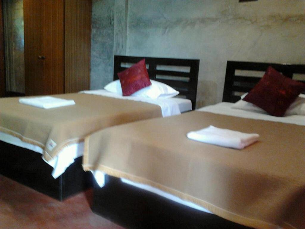 Tamarind Grand Resort Mae Sariang Zimmer foto